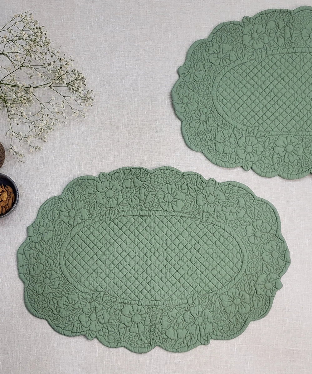 Set of 2 quilted cotton Light Olive oval table mats (14.5"x20")