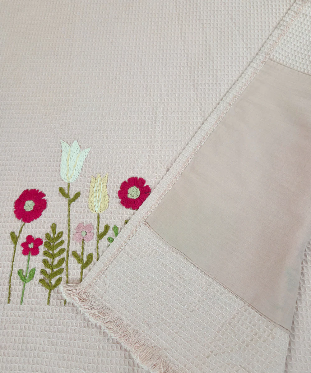 Embroidered 1 Pc Bath and 2 Pcs Hand Towel Set | Cotton Waffle Fabric | Dusty Pink