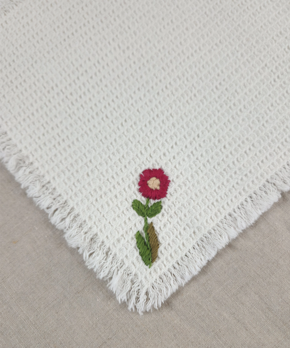 Embroidered Face Towel - Set of 4 pcs in Soft Cotton Waffle | White with Maroon
