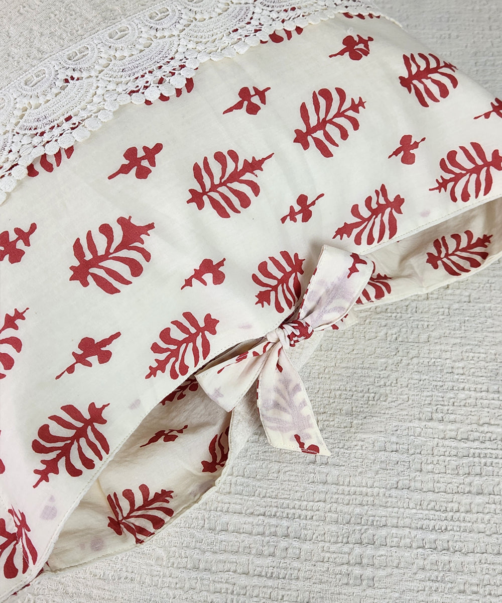 Cream Self Jacquard Cotton King Bedcover with 2 lace Pillow Covers