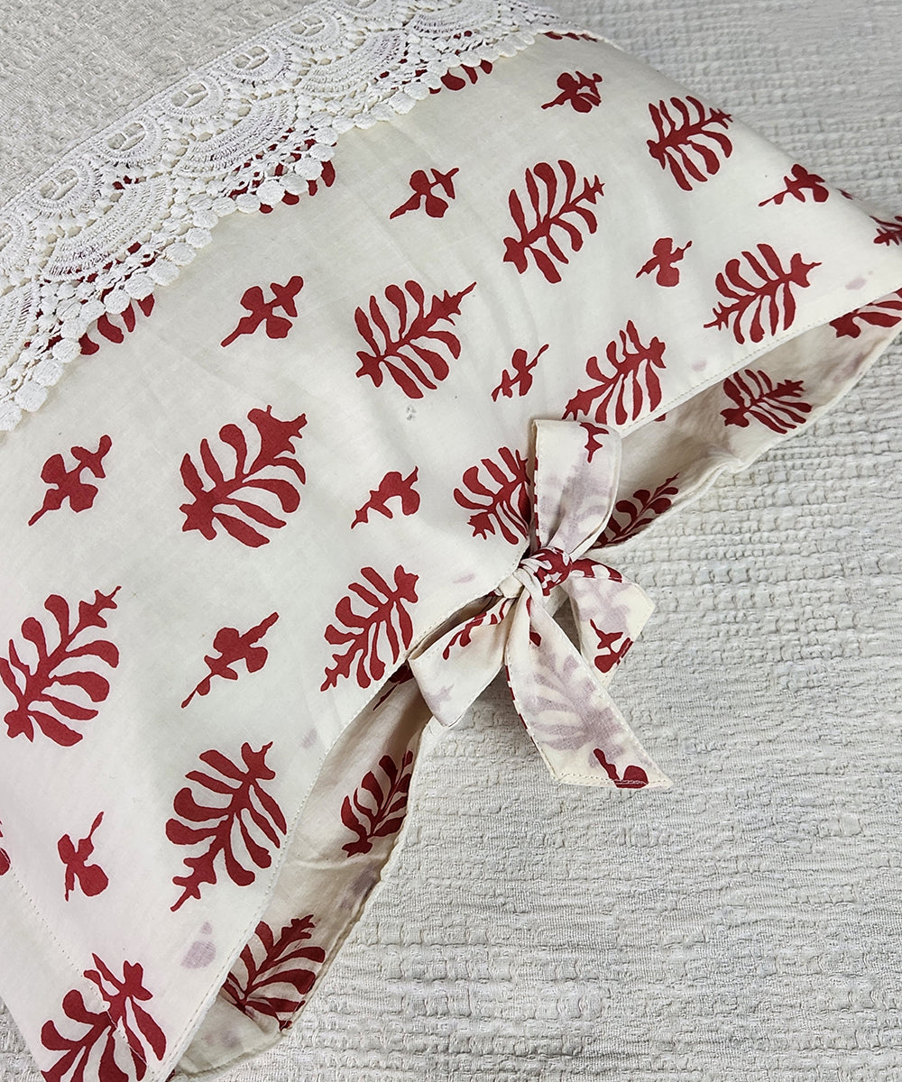 Cream Self Jacquard Cotton King Bedcover with 2 lace Pillow Covers