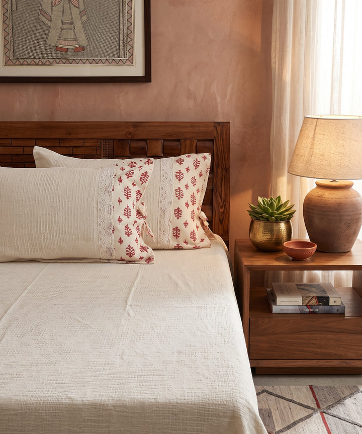 Cream Self Jacquard Cotton King Bedcover with 2 lace Pillow Covers