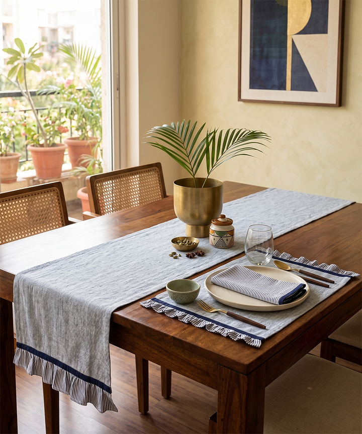 Blue Cotton Oxford Table Runner with 6 Pcs Mat and 6 Pcs Napkin