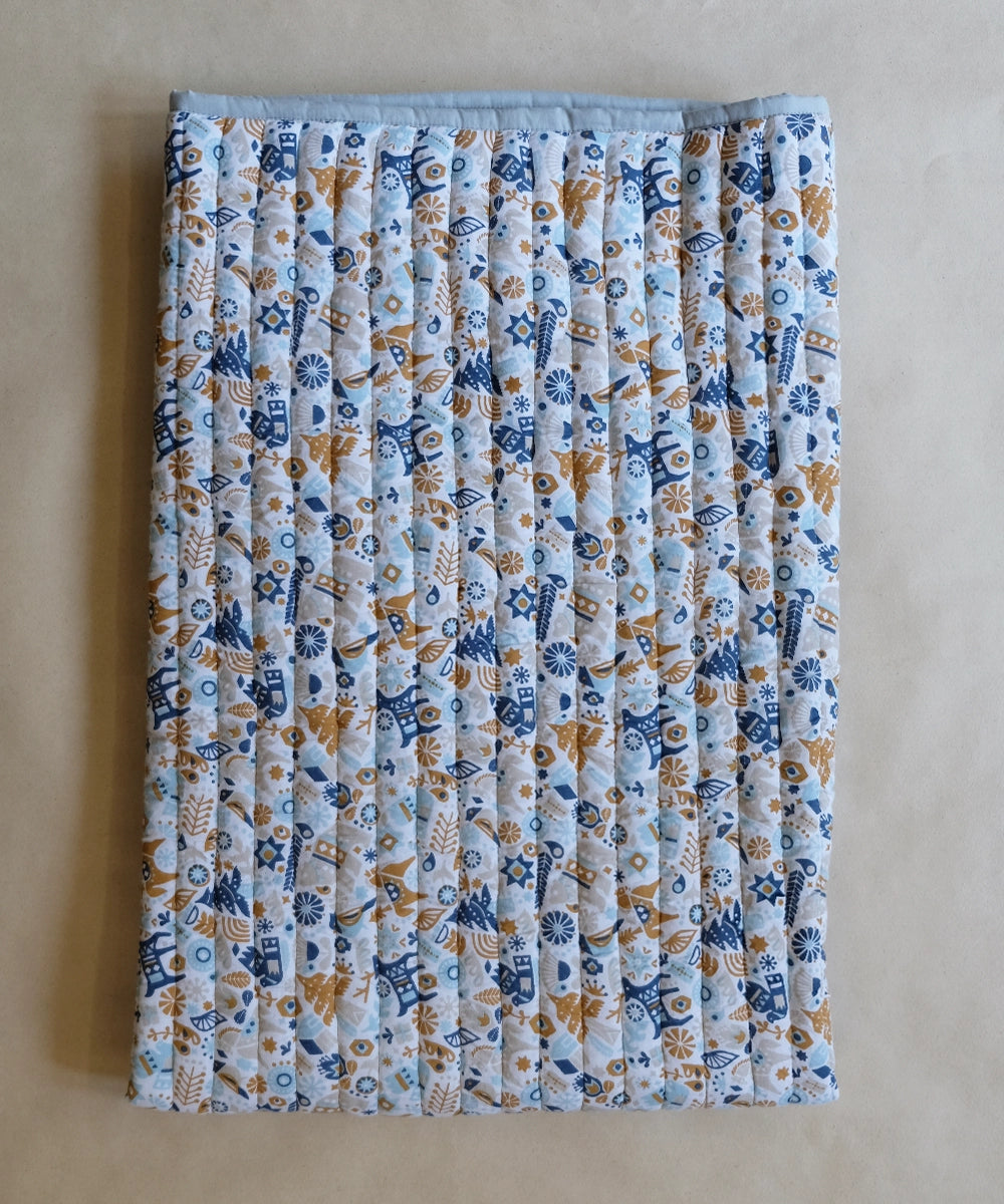 Blue Cotton Printed Bedding Set (1 Bedding, 1 Pillow, 2 Bolsters)