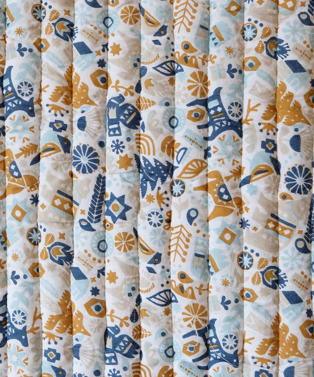 Blue Cotton Printed Bedding Set (1 Bedding, 1 Pillow, 2 Bolsters)