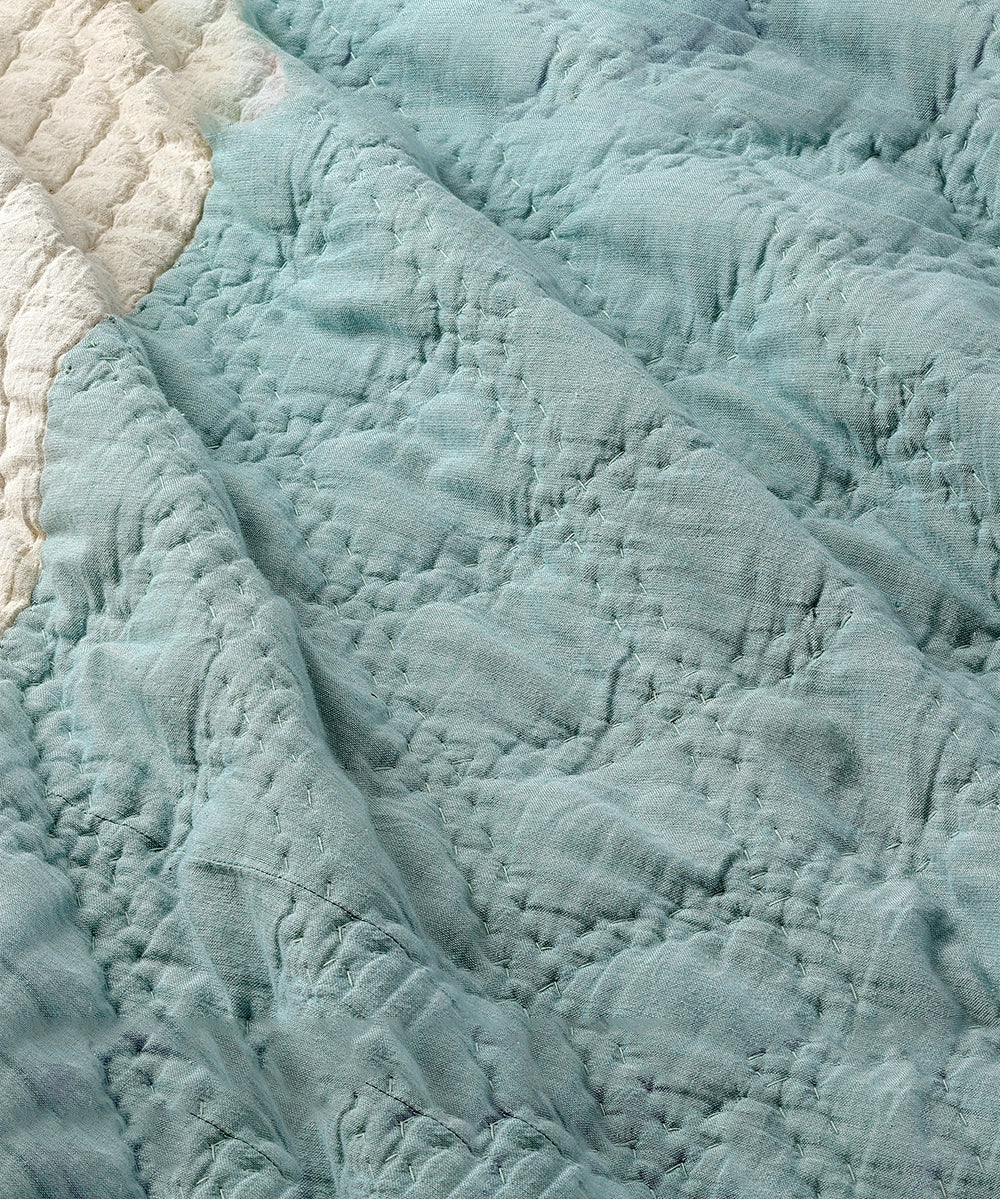 Turquoise & Cream Quilted Comforter with 2 Pillow Covers