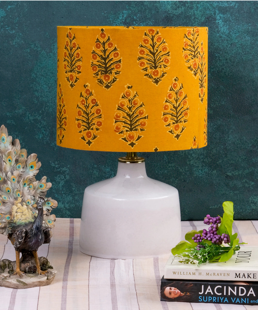 Lipi Mini Lamp Base