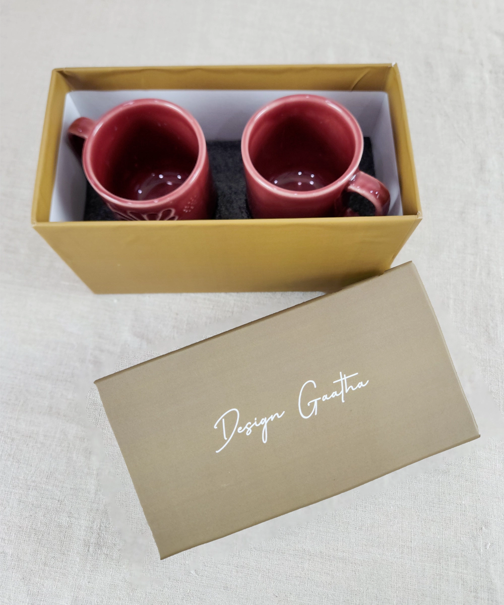 Set of 2 Maroon Patterned Ceramic Coffee Mug in a Gift Box (250 ml)