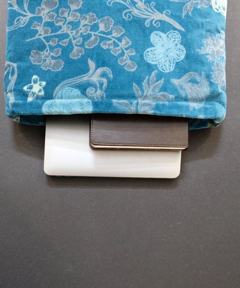 Printed Deep Blue Floral Velvet Laptop Sleeve / Case (13.5 x 11.5 inches)
