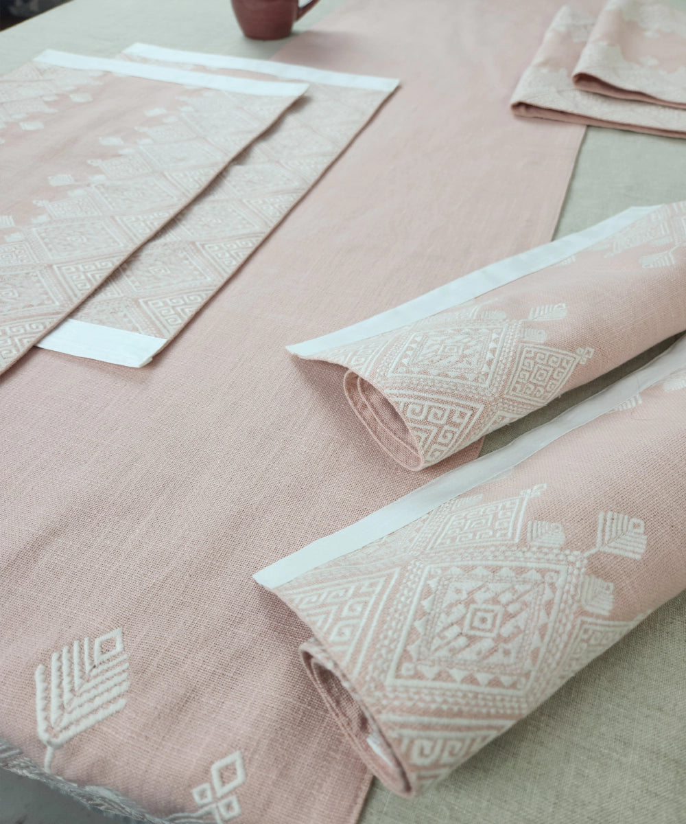Coral Geometric Embroidered Cotton Slub Table Linen Set – Set of 6 Placemats & 1 (6-Seater) Table Runner