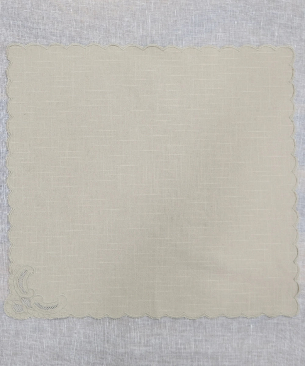 Set of 4 pcs Beige Cutwork Hand Scallop Embroidered Cotton Slub Table Napkins
