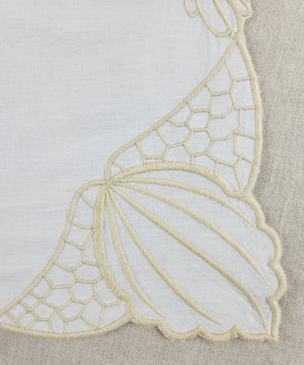 Set of 6 pcs Off White Embroidered Cotton Cambric Cutwork Table Napkins (16.5"x17.5")