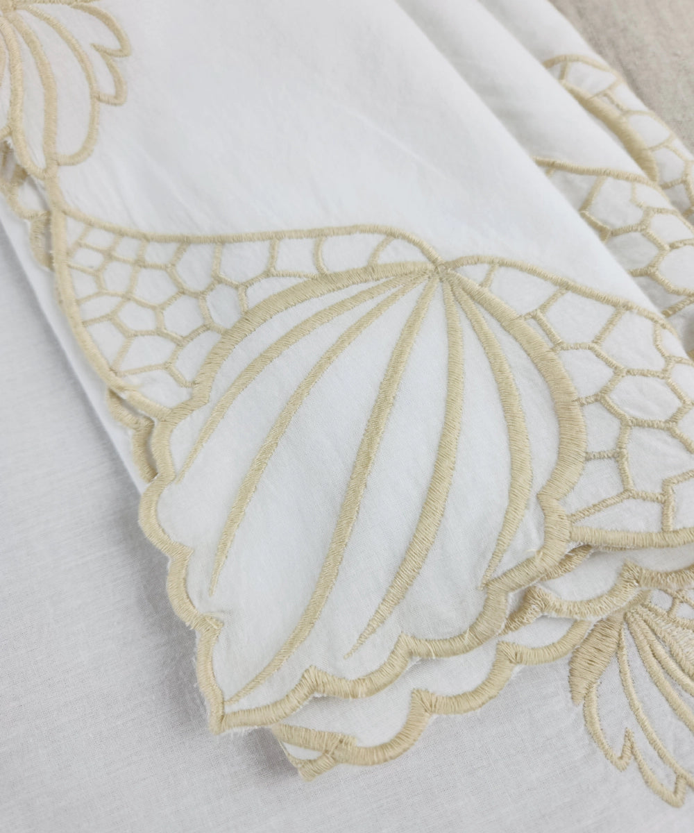 Set of 6 pcs Off White Embroidered Cotton Cambric Cutwork Table Napkins (16.5"x17.5")