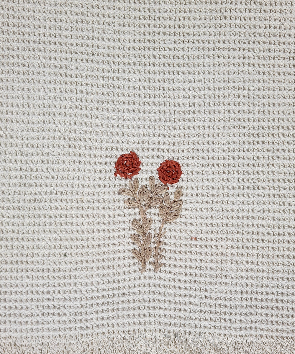 Embroidered Hand Towel - Set of 2 pcs in Cotton Waffle | Berry Bloom Beige
