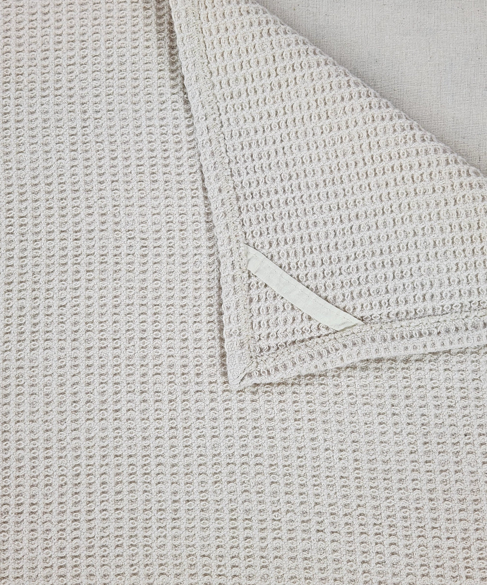 Embroidered Hand Towel - Set of 2 pcs in Cotton Waffle | Berry Bloom Beige