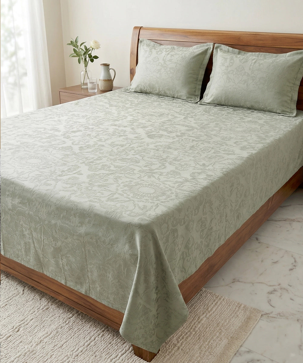 Buy patterned bedspread Online