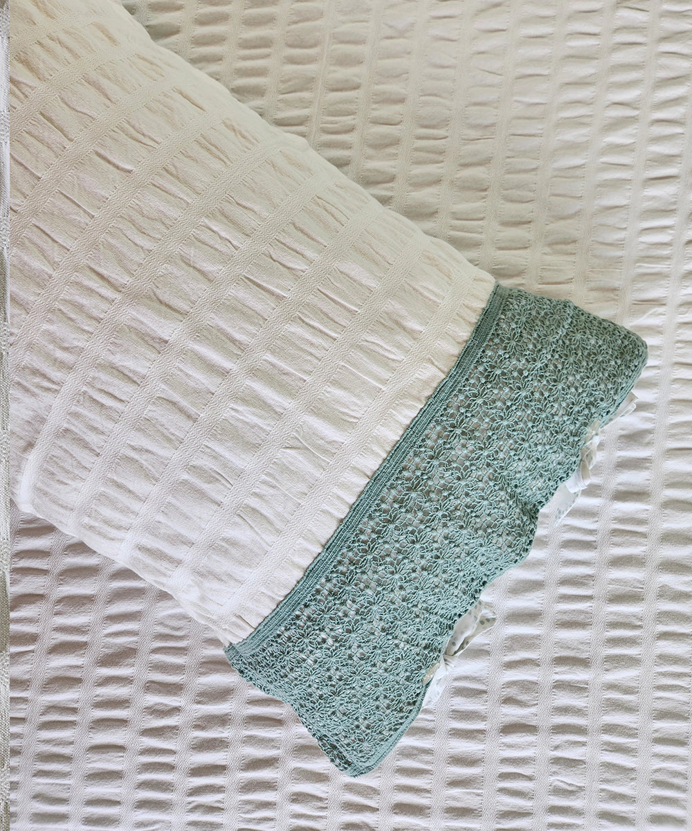 White Jacquard Bedcover with 2 pcs Mint Green Lace Pillow Covers