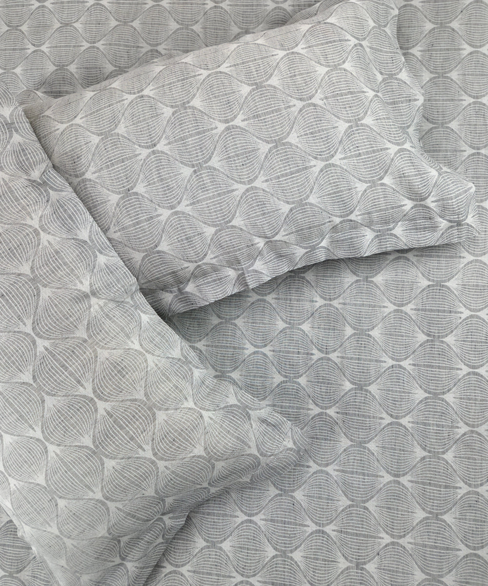 Dove Grey & White Cotton Jacquard King Bedsheet with 2 Pillow Covers