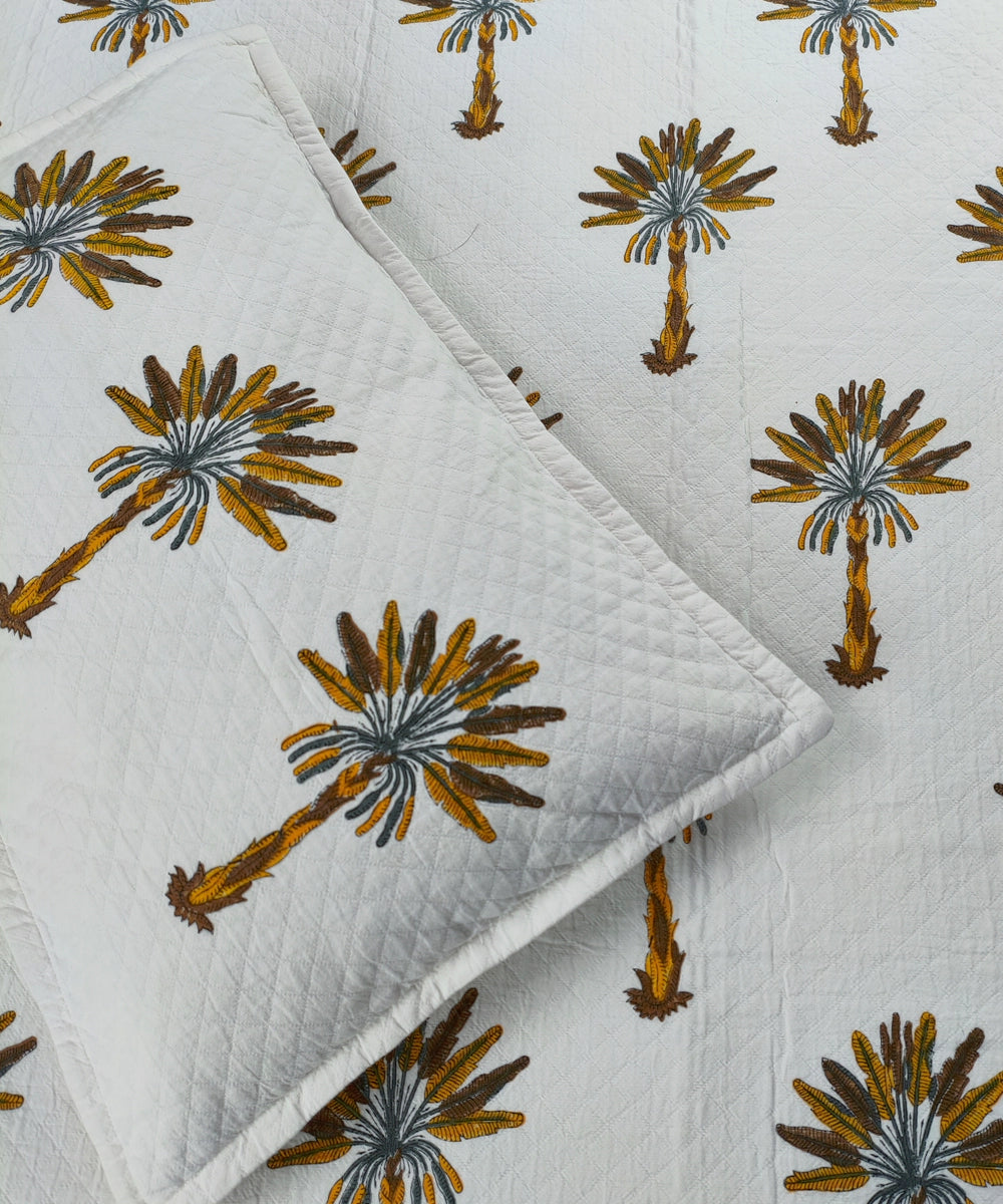 Palm Tree Block Printed Matelassé Jacquard Cotton King Bedcover with 2 pillow covers