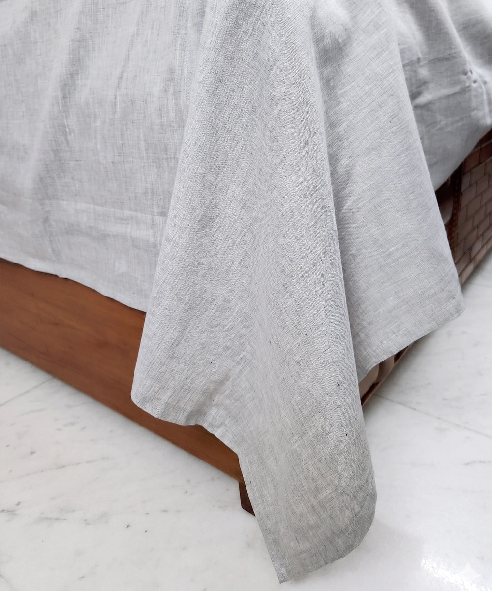 Grey Melange Solid King Cotton Bedsheet with 2 Pillow Covers