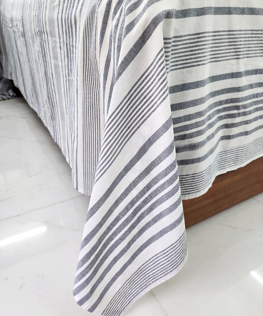 White & Grey Stripe Yarn Dye Cotton King Bedsheet with 2 Pillow Covers