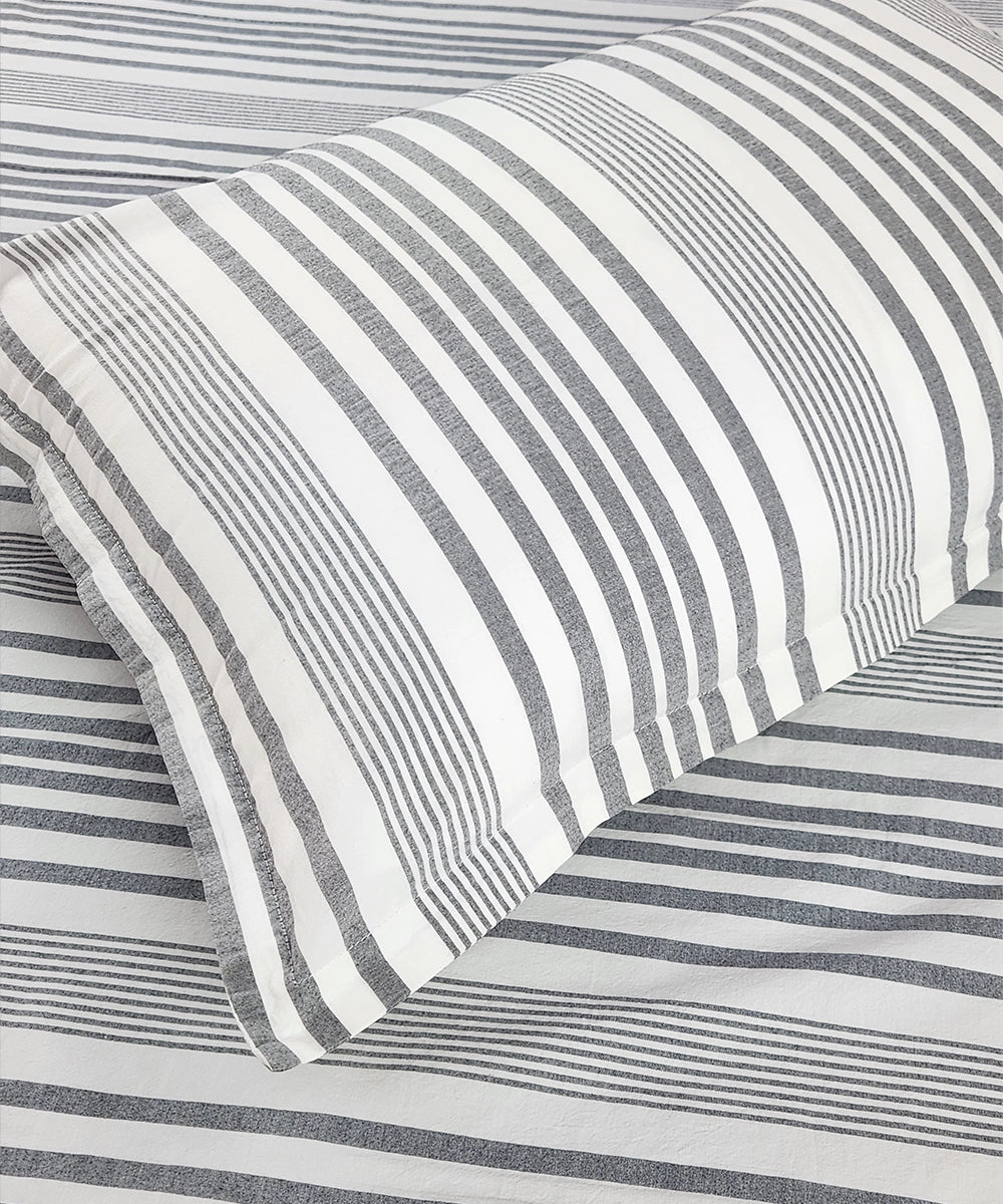 White & Grey Stripe Yarn Dye Cotton King Bedsheet with 2 Pillow Covers